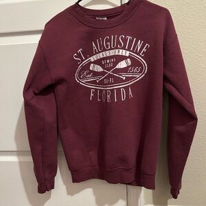 Gildan Burgundy Graphic Sweatshirt